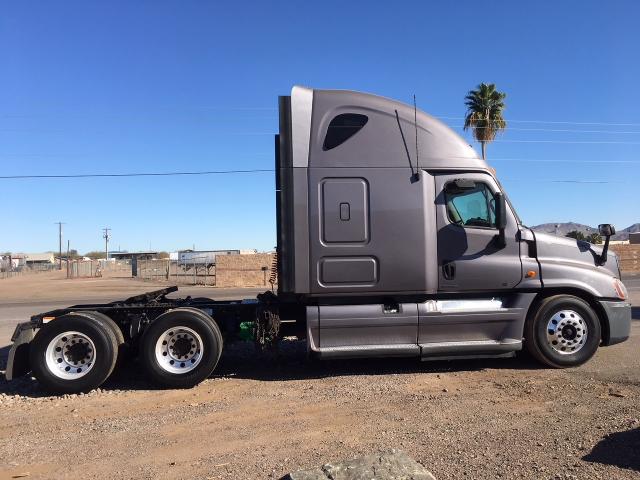 1FUJGLDR2CLBH9792 - 2012 FREIGHTLINER CASCADIA 1 GRAY photo 9