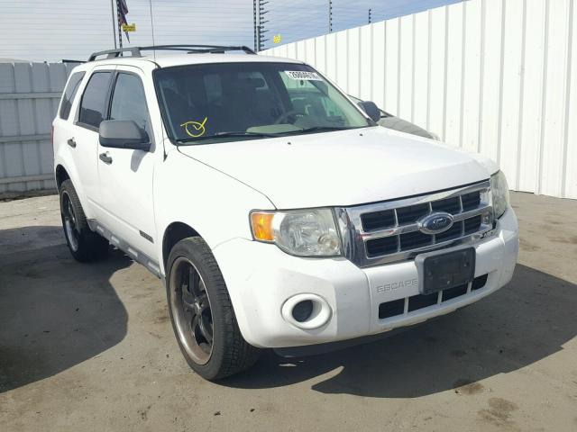 1FMCU02Z28KB27714 - 2008 FORD ESCAPE XLS WHITE photo 1