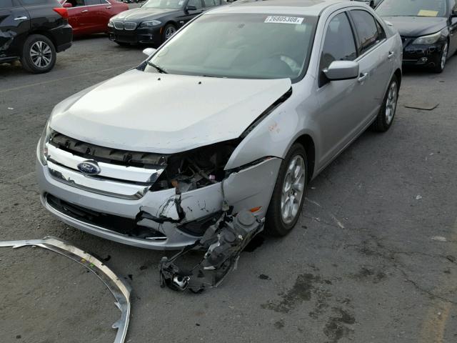 3FAHP0HA6AR337419 - 2010 FORD FUSION SE SILVER photo 2