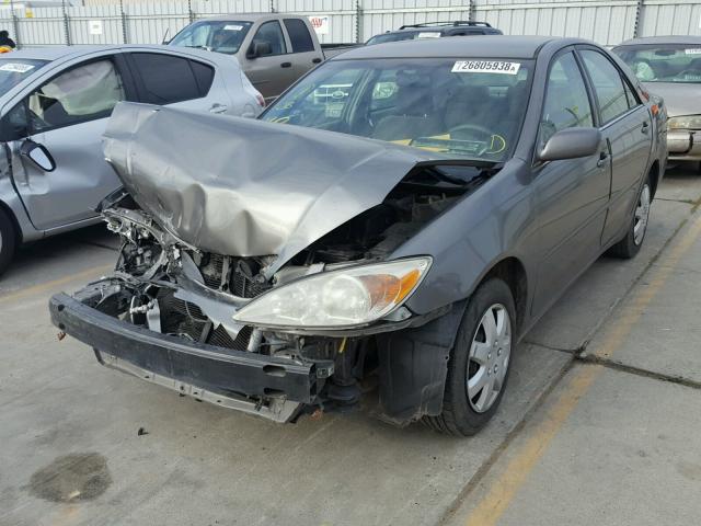4T1BE30K65U616391 - 2005 TOYOTA CAMRY LE GRAY photo 2
