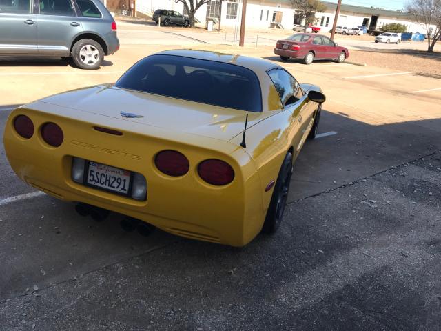 1G1YY12S335123209 - 2003 CHEVROLET CORVETTE Z YELLOW photo 4