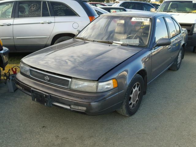 JN1HJ01F4NT020361 - 1992 NISSAN MAXIMA GXE GRAY photo 2