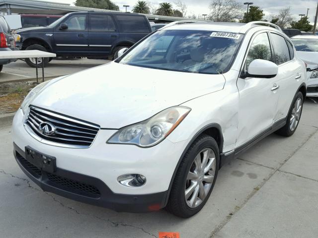 JN1AJ0HP7BM800800 - 2011 INFINITI EX35 BASE WHITE photo 2