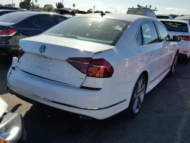 1VWDT7A33HC033902 - 2017 VOLKSWAGEN PASSAT R-L WHITE photo 4