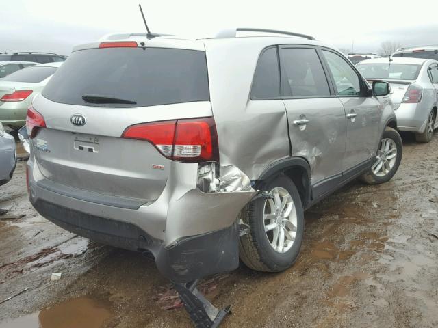 5XYKTDA62EG444959 - 2014 KIA SORENTO LX SILVER photo 4