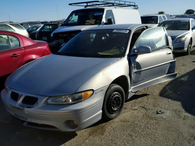 1G2WP12K5WF255070 - 1998 PONTIAC GRAND PRIX SILVER photo 2