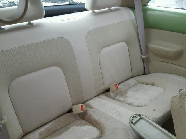 3VWCK21C11M429820 - 2001 VOLKSWAGEN NEW BEETLE 绿色 照片 6