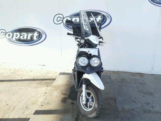 RKRSA43AXCA111549 - 2012 YAMAHA YW50 F WHITE photo 10