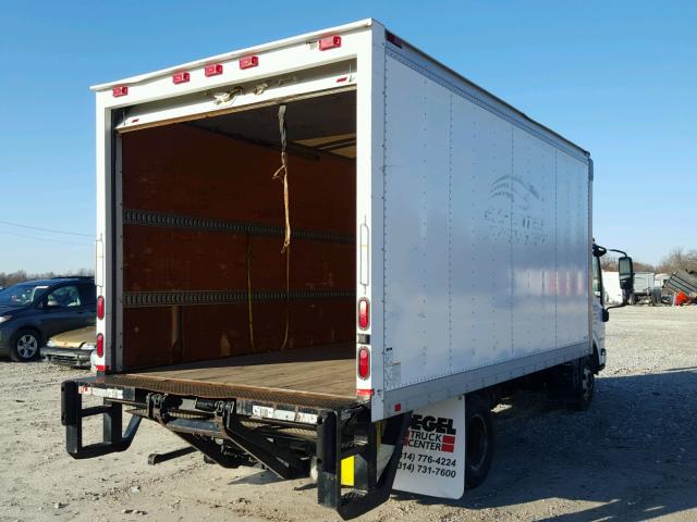 J8DC4W16987000717 - 2008 GMC W4500 W450 WHITE photo 4