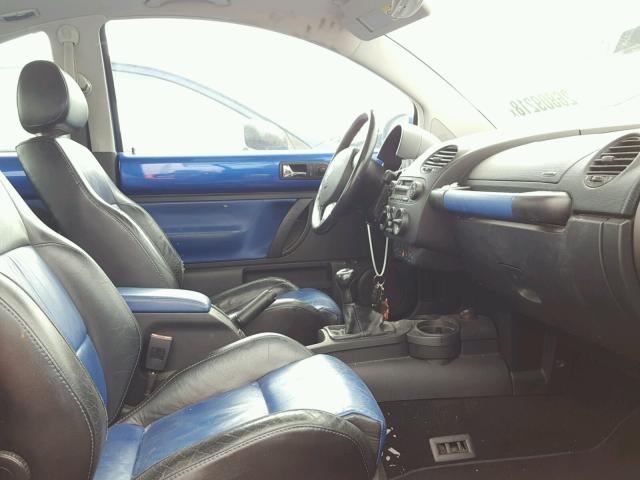 3VWCD21C63M441149 - 2003 VOLKSWAGEN NEW BEETLE 蓝色 照片 5