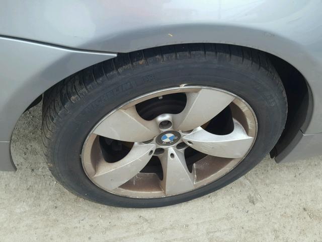 WBANE53576CK85912 - 2006 BMW 525 I GRAY photo 9