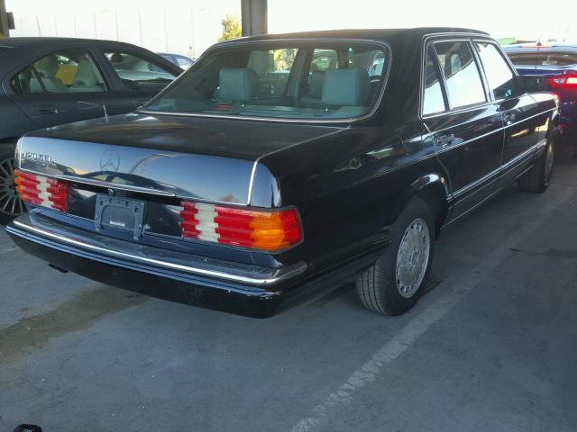 WDBCA35E1LA519880 - 1990 MERCEDES-BENZ 420 SEL BLACK photo 4