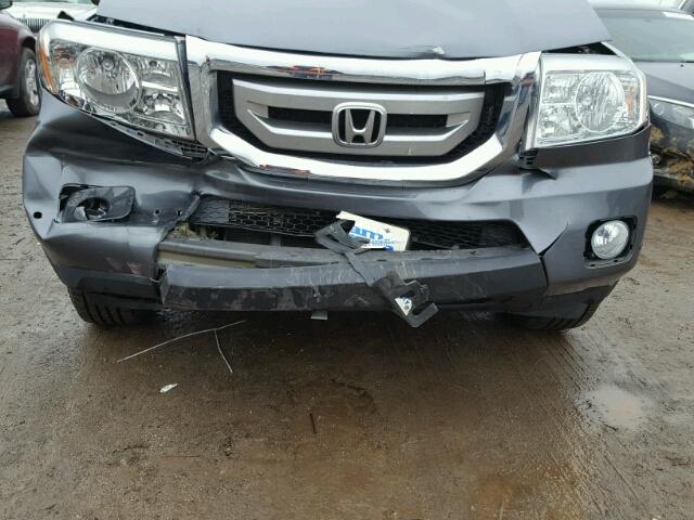 5FNYF4H92BB100536 - 2011 HONDA PILOT TOUR GRAY photo 9