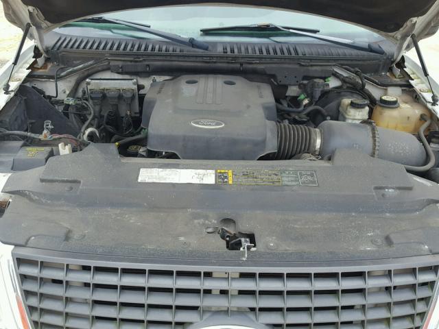 1FMRU15W14LA43888 - 2004 FORD EXPEDITION WHITE photo 7