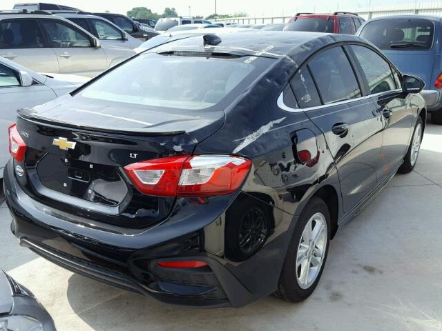 1G1BE5SM3H7123343 - 2017 CHEVROLET CRUZE LT BLACK photo 4