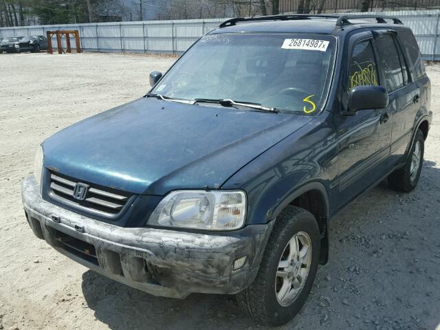 JHLRD1858VC072235 - 1997 HONDA CR-V LX GREEN photo 2