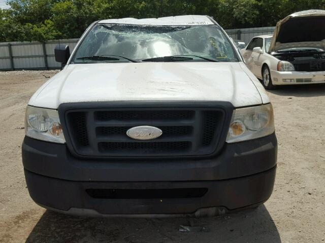 1FTRF12267KB81341 - 2007 FORD F150 WHITE photo 9