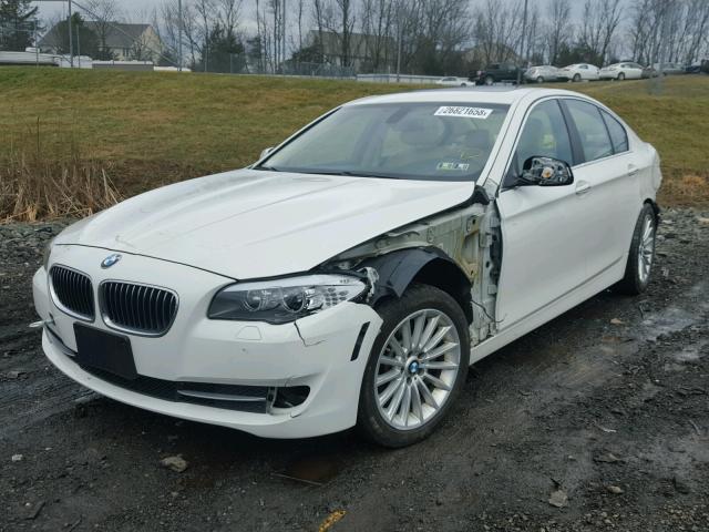 WBAFU7C57BC872446 - 2011 BMW 535 XI WHITE photo 2