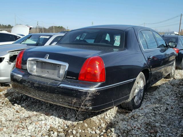 2LNBL8EV2AX608152 - 2010 LINCOLN TOWN CAR E BLACK photo 4