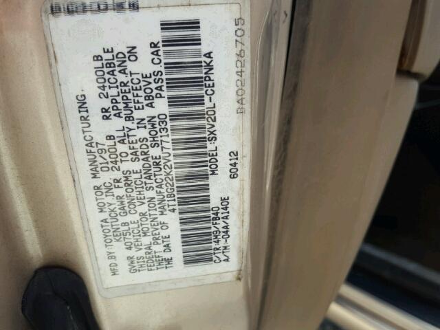 4T1BG22K2VU771330 - 1997 TOYOTA CAMRY CE GOLD photo 10