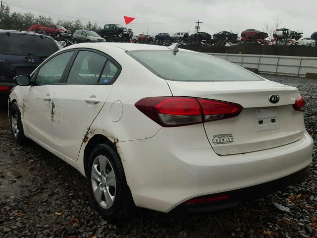 3KPFK4A7XHE093250 - 2017 KIA FORTE LX WHITE photo 3