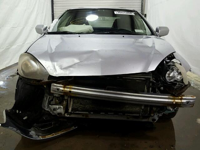 JH4DC53896S017785 - 2006 ACURA RSX SILVER photo 10