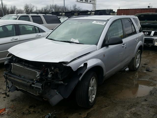 5GZCZ63454S816909 - 2004 SATURN VUE SILVER photo 2