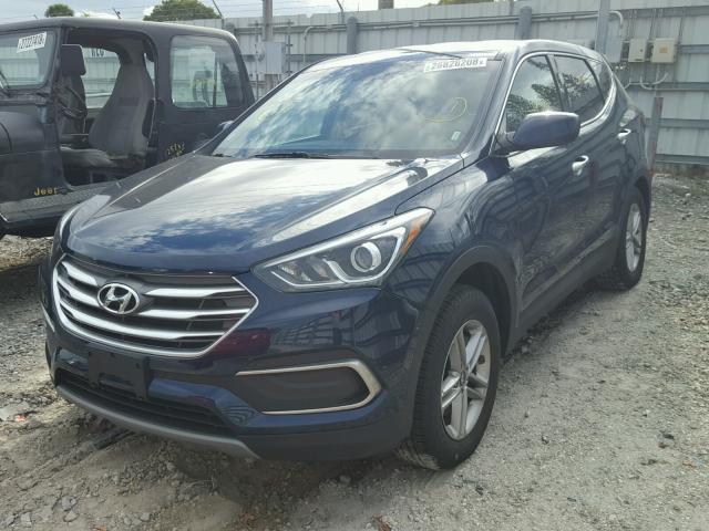 5XYZT3LB8JG542701 - 2018 HYUNDAI SANTA FE S BLUE photo 2