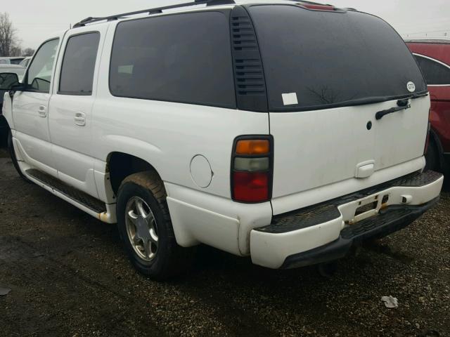 1GKFK66UX4J256426 - 2004 GMC YUKON XL D WHITE photo 3