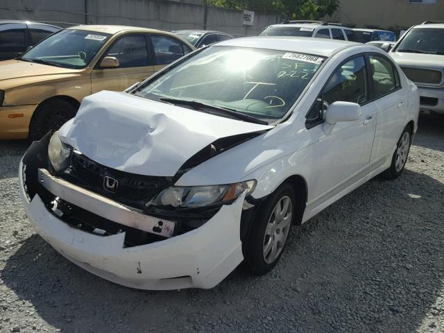 2HGFA16539H300898 - 2009 HONDA CIVIC LX WHITE photo 2