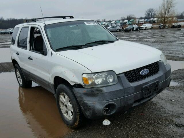 1FMCU93127KB70493 - 2007 FORD ESCAPE XLT WHITE photo 1