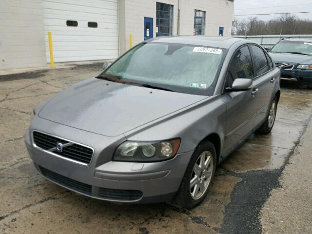 YV1MS390362214018 - 2006 VOLVO S40 2.4I GRAY photo 2