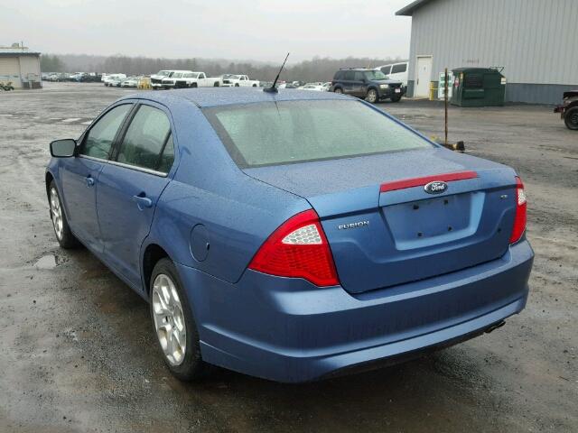 3FAHP0HA6AR127421 - 2010 FORD FUSION BLUE photo 3