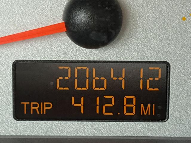 1G8AL52FX3Z104936 - 2003 SATURN ION LEVEL SILVER photo 8