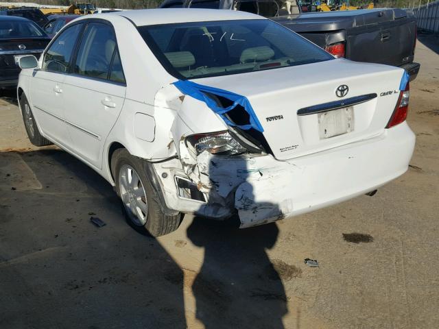 JTDBE32K130243167 - 2003 TOYOTA CAMRY LE WHITE photo 3