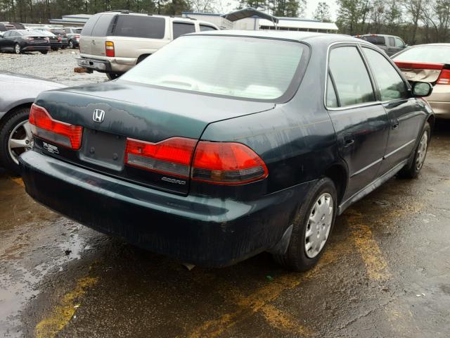 1HGCG56431A014892 - 2001 HONDA ACCORD LX GREEN photo 4