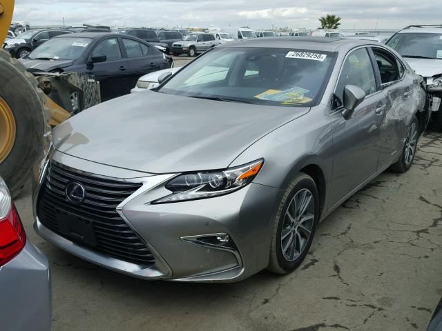 JTHBW1GGXG2128520 - 2016 LEXUS ES 300H SILVER photo 2