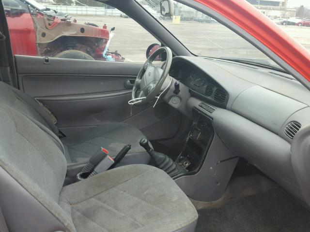 KNJLT05H3S6126417 - 1995 FORD ASPIRE RED photo 5