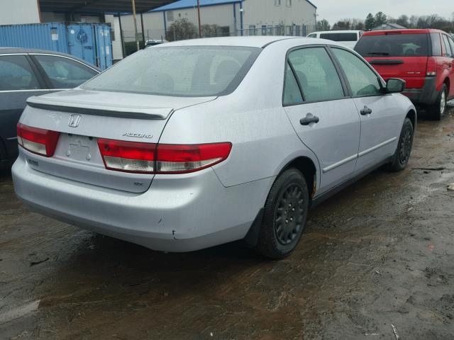 1HGCM56124A032528 - 2004 HONDA ACCORD DX SILVER photo 4