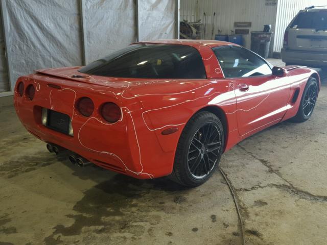 1G1YY22G945121614 - 2004 CHEVROLET CORVETTE RED photo 4