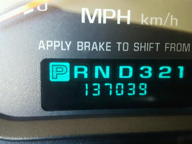 2G1WF55E129327714 - 2002 CHEVROLET IMPALA 绿色 照片 8