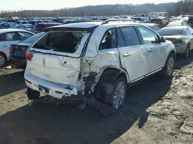 2LMDJ6JK9CBL01550 - 2012 LINCOLN MKX WHITE photo 4