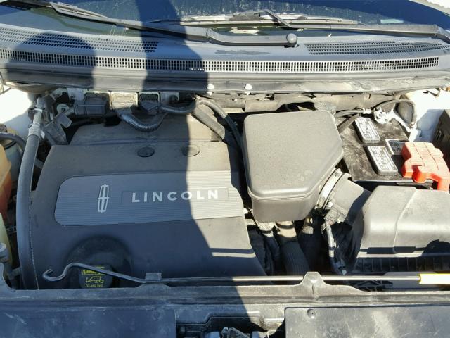 2LMDJ6JK9CBL01550 - 2012 LINCOLN MKX WHITE photo 7
