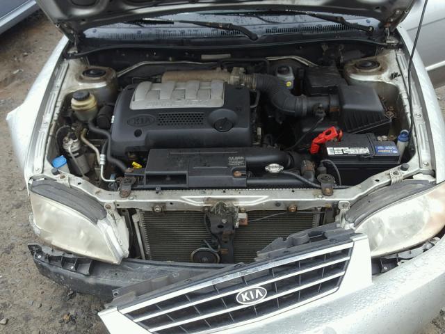 KNAFB121625113213 - 2002 KIA SPECTRA BA GRAY photo 7