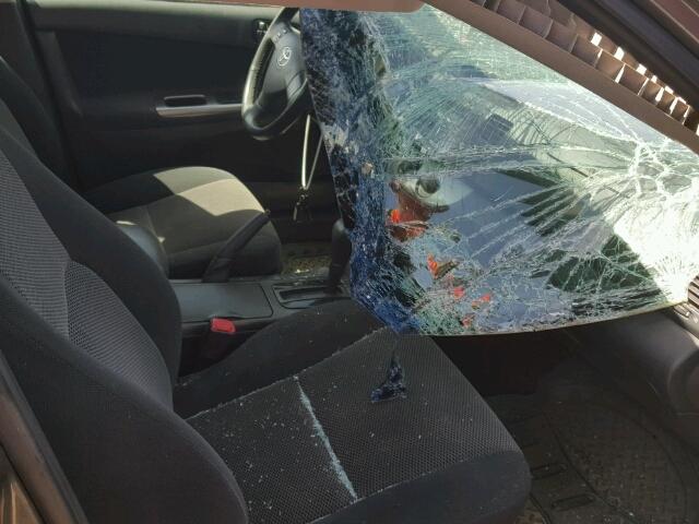 4T1BE32K55U563888 - 2005 TOYOTA CAMRY LE ნაცრისფერი ფოტო 5