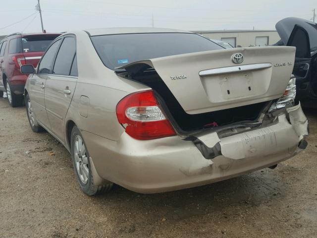 JTDBE32K420069853 - 2002 TOYOTA CAMRY LE TAN photo 3