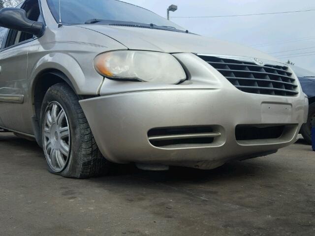 2A8GP54L16R771179 - 2006 CHRYSLER TOWN & COU GOLD photo 9