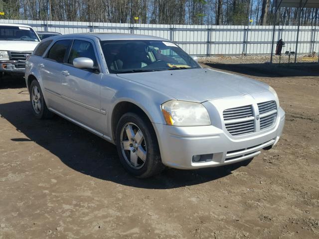 2D8GZ58205H653262 - 2005 DODGE MAGNUM R/T SILVER photo 1