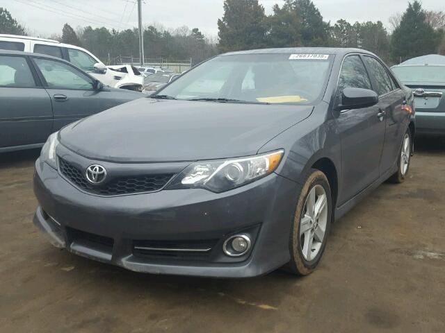 4T1BF1FKXEU869576 - 2014 TOYOTA CAMRY L GRAY photo 2