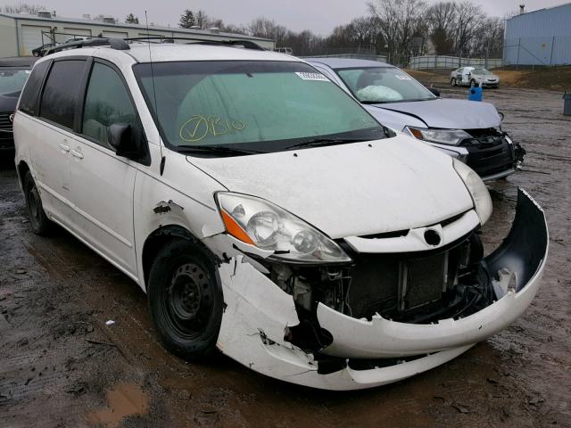 5TDZK23C88S140809 - 2008 TOYOTA SIENNA CE WHITE photo 1